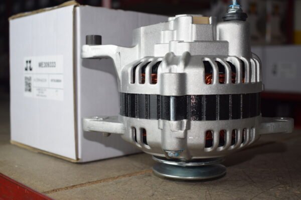 alternador mitsubishi montero l300